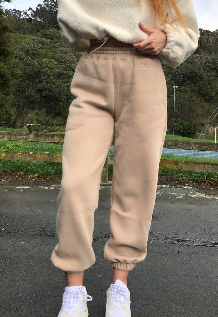 Cosy · Sweatpants desert