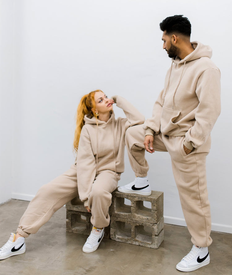 LAST CHANCE Everybody · UNISEX Sweatpants desert